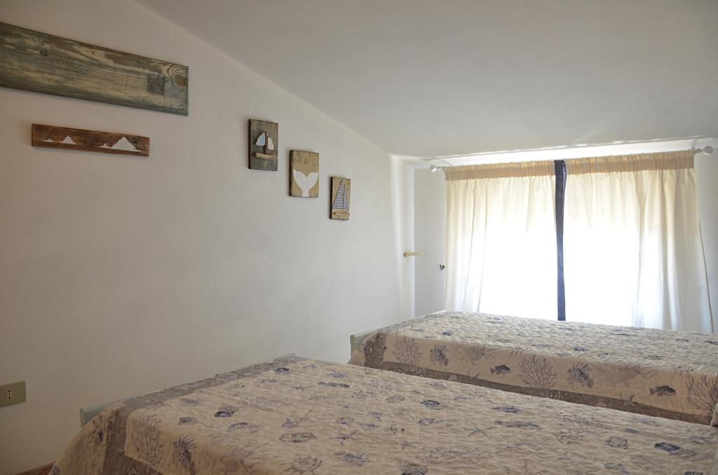 Anemone Guest House Santa Maria Navarrese Buitenkant foto