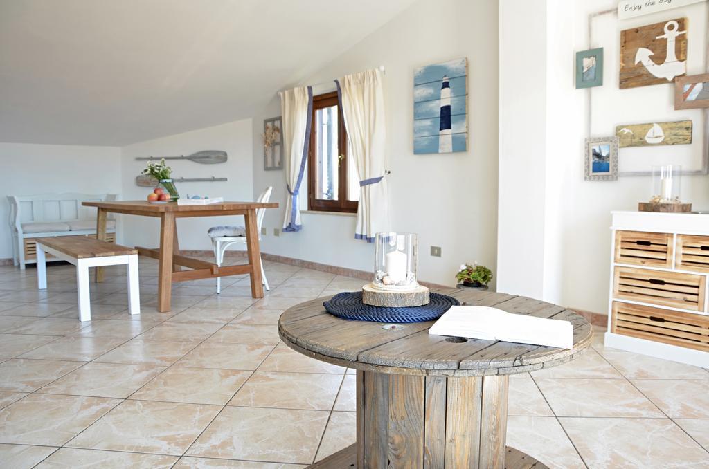 Anemone Guest House Santa Maria Navarrese Buitenkant foto
