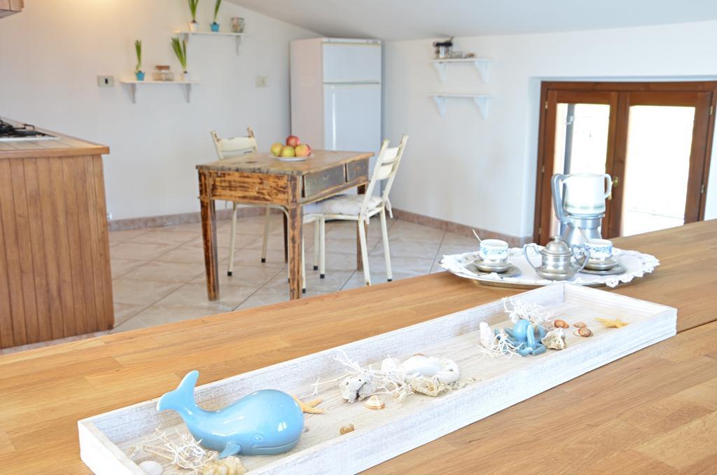 Anemone Guest House Santa Maria Navarrese Buitenkant foto