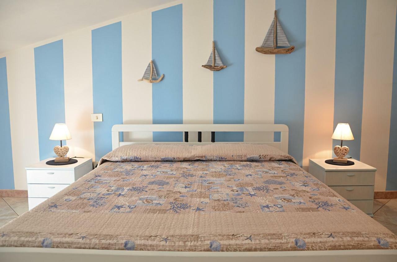Anemone Guest House Santa Maria Navarrese Buitenkant foto